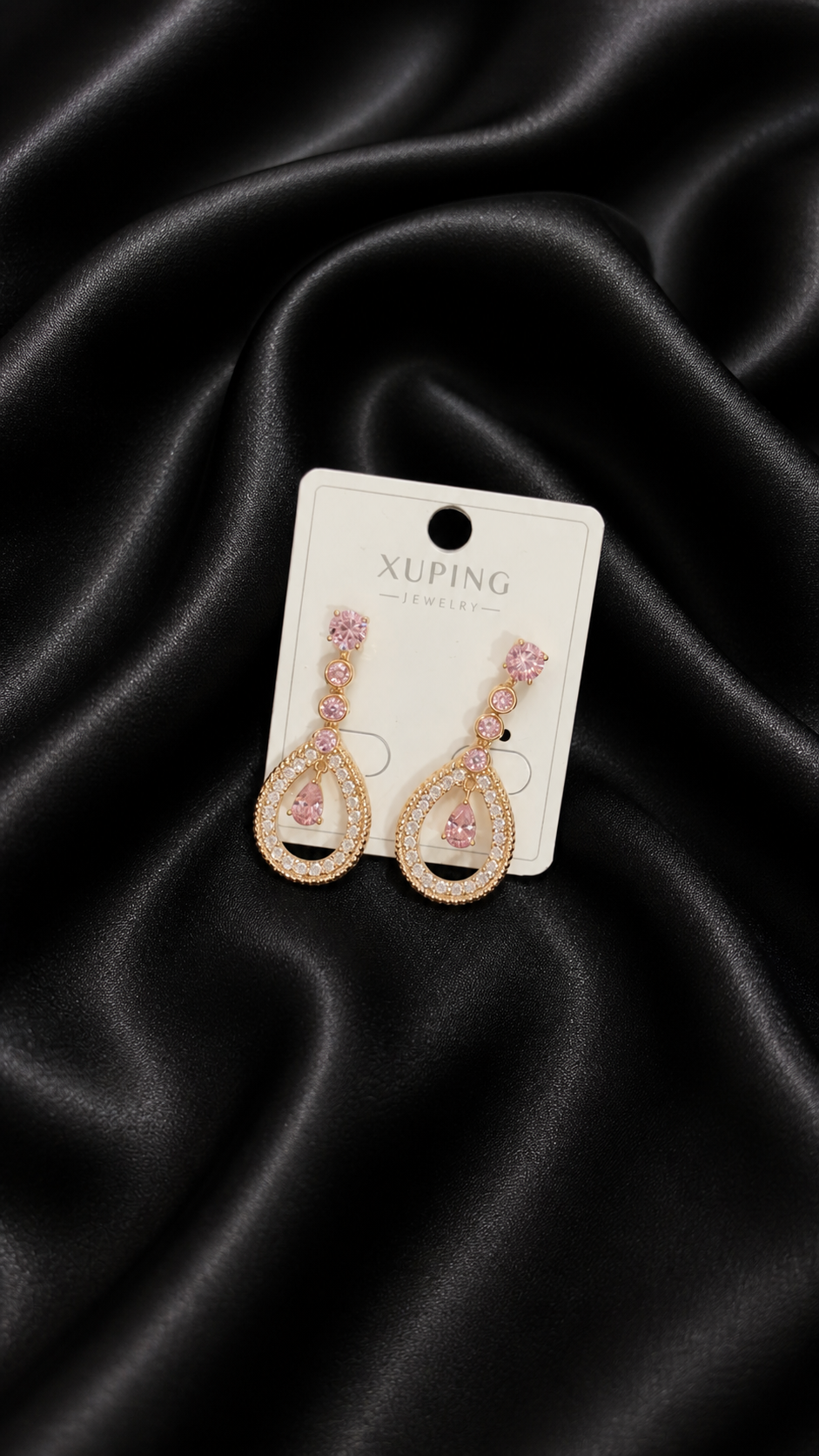 Pembe Taş Detaylı Damla Model Küpe