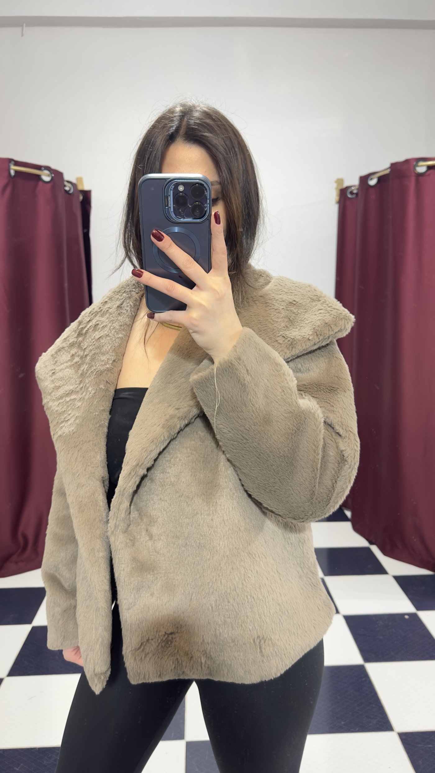 Vizon Peluş Kısa Kaban